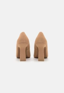 Call It Spring Vegan Steady - Klassieke Pumps - Light Brown -Modekledingwinkel 135878356330440ca1b0ef12d22460b7
