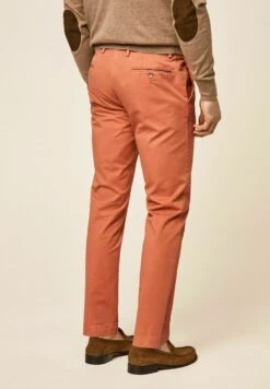 Hackett London Core Kensington - Chino - Orange -Modekledingwinkel 1b08a1229fdf40a38b3bf0c8b4c767ad