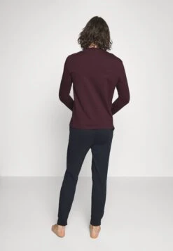 Pier One Pyjama -Dark Blue/Bordeaux -Modekledingwinkel 34a871e63fd34211ac4e777f2698adc7