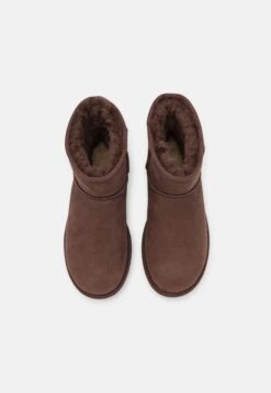Ugg Classic Mini - Korte Laarzen - Burnt Cedar 13 Ugg Classic Mini - Korte Laarzen - Burnt Cedar -Modekledingwinkel 46cae7722d4a42619ab234f047d8015e