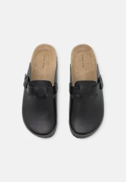 Pier One Leather Unisex - Pantoffels - Black 11 Pier One Leather Unisex - Pantoffels - Black -Modekledingwinkel 4c2c459ed10b4062bddc395a16224153
