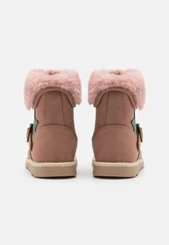 Friboo Korte Laarzen - Mauve -Modekledingwinkel 4e6beb54608240439fd6ef5e4260b284