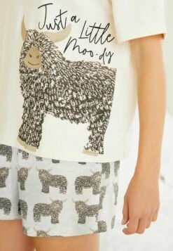 Next Hamish The Highland Cow Short Set Standard - Pyjama - Ecru 11 Next Hamish The Highland Cow Short Set Standard - Pyjama - Ecru -Modekledingwinkel 4ee1a2019ae84b0d901a10a49fb5f641