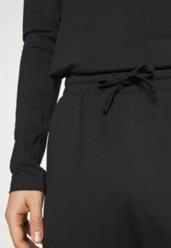 Pier One Pyjama - Black -Modekledingwinkel 842cc55e81224f6ca06ad94aae25d25c