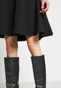 Anna Field Basic Mini A-Line Skirt - Minirok - Black -Modekledingwinkel 8563f60c0b0940f78419b340c95fc425