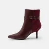 Anna Field Enkellaarsjes Met Hoge Hak - Bordeaux -Modekledingwinkel 8dcbcb93709a4ea0a8e61fcefb9c0b45