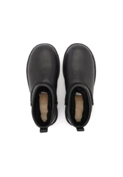 Ugg Korte Laarzen - Nero 8 Ugg Korte Laarzen - Nero -Modekledingwinkel b87485405f5a44dd936eb8098a6ad198