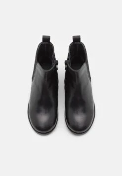 Friboo Leather - Korte Laarzen - Black -Modekledingwinkel bc6224f9001f4d628911f8ad663527b2