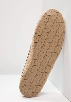 Pier One Espadrilles - Grey 12 Pier One Espadrilles - Grey -Modekledingwinkel bd07e57455dd4f73a673b9ee028740f1