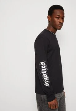 YOURTURN Unisex - Longsleeve - Black 11 YOURTURN Unisex - Longsleeve - Black -Modekledingwinkel bf17c5e5c44d4cc288891b4647c72708