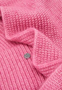 ESPRIT Xmas Box Set - Sjaal - Pink -Modekledingwinkel d5194ea13630427c9abe495142c92600