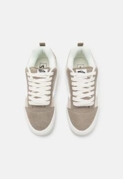 Vans Knu Skool Unisex - Skateschoenen - Beige/Light Brown/White -Modekledingwinkel da6bd36bf9d3469ea05d64d192dd8ac3